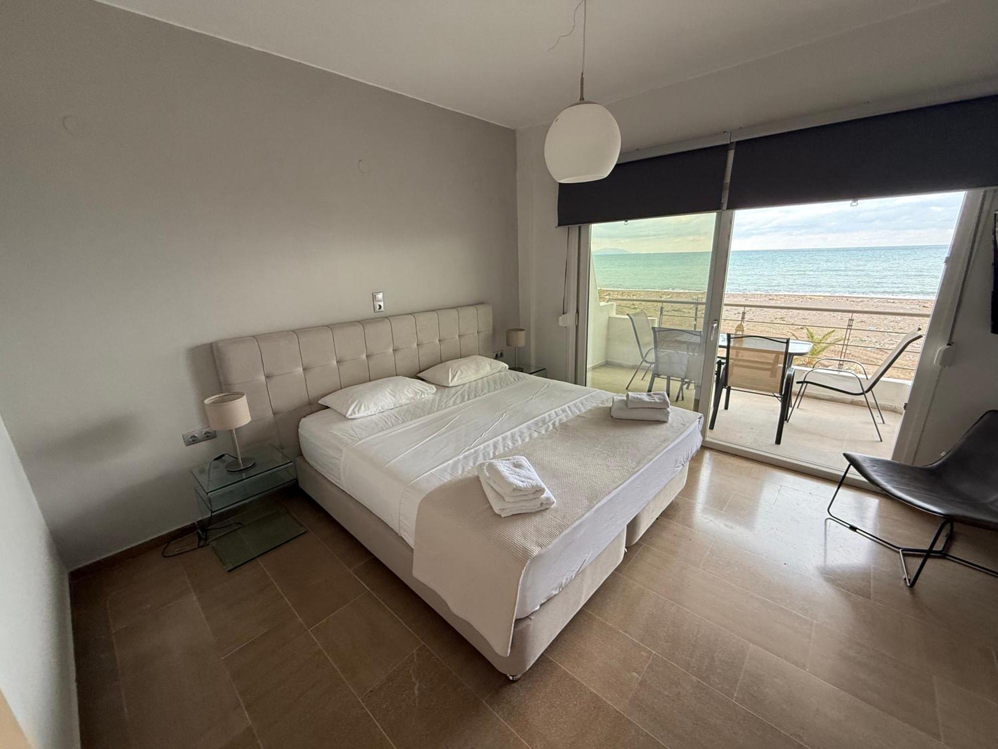 Korelis Apartments Айя-Анна Экстерьер фото