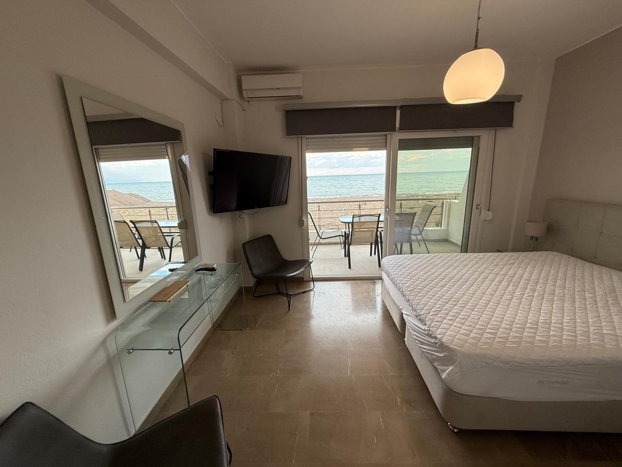 Korelis Apartments Айя-Анна Экстерьер фото